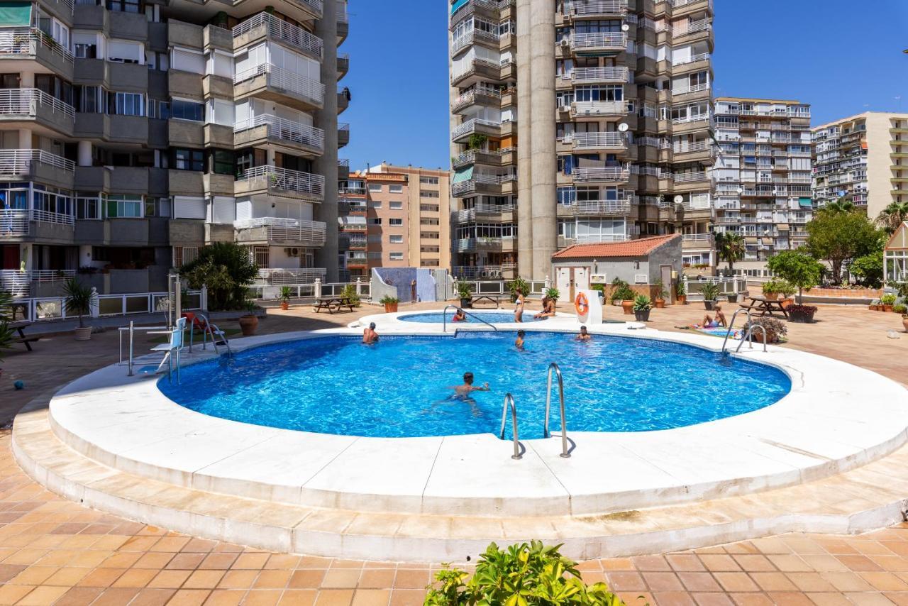 Apt Playa Y Montana Lejlighed Torremolinos Eksteriør billede