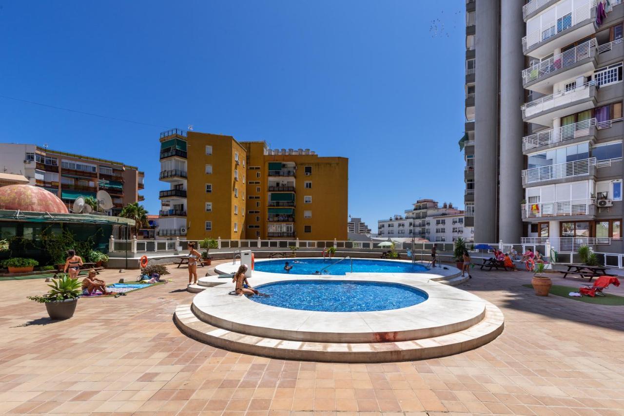 Apt Playa Y Montana Lejlighed Torremolinos Eksteriør billede